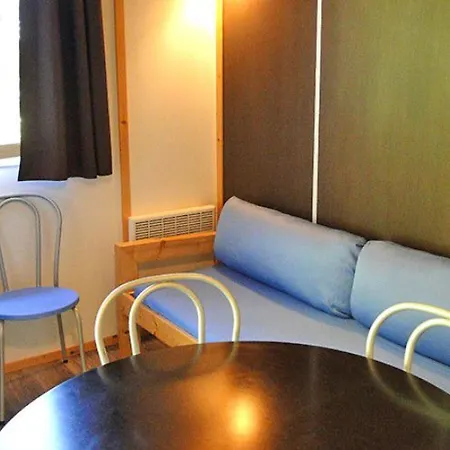 Campsite Confortable 5 Pers Avec Terrasse - Api-1-52-506 *